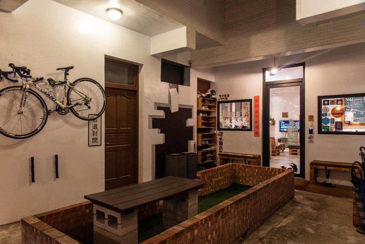 框框背包客棧 Kuang Kuang Hostel Longjing Exterior foto